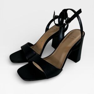 A New Day Target Black Faux Leather Haley Ankle Strap Flare Heels Size 6 NEW